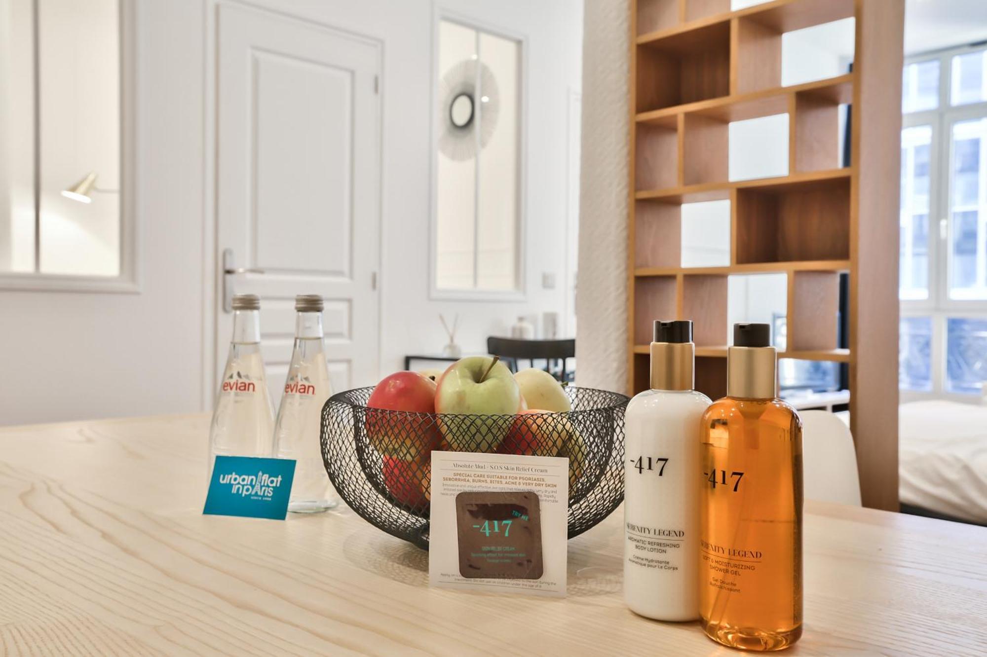 Urbanflat 34 - Spacious & Bright For 11 * Paris